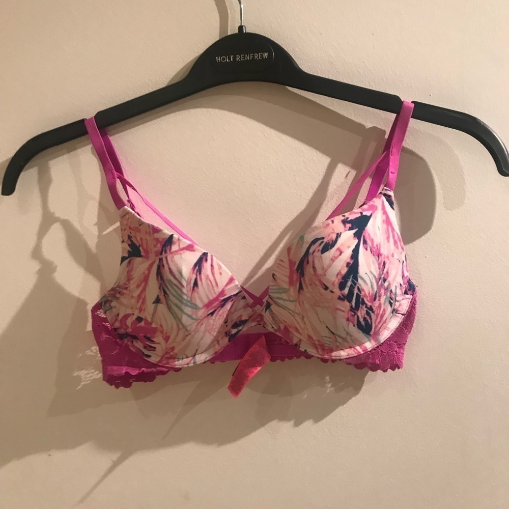 La senza bras​​​​​​​​​